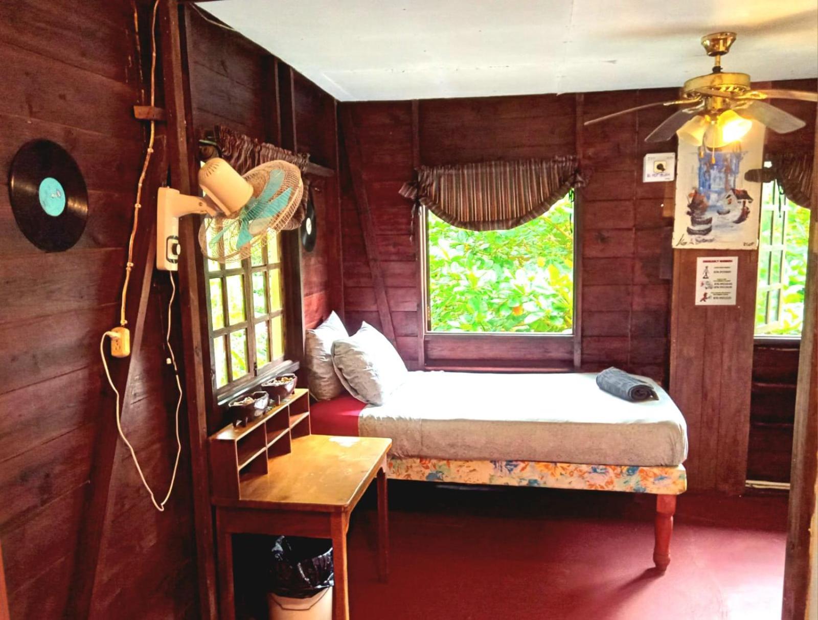 La Familia Guest House And Natural Farm Port Antonio Luaran gambar